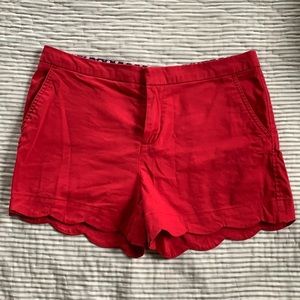 Scalloped shorts, EUC